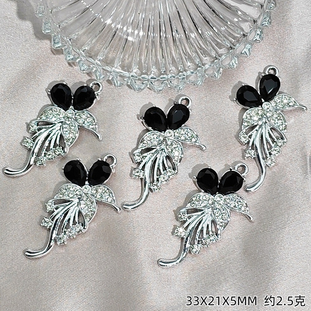 Exquisitos accesorios de joyería colgante de diamante de alta protección ultravioleta al por mayor collar DIY artesanal colgante de materiales de ropa de pulsera