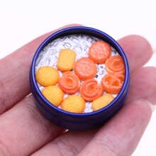 娃娃屋迷你仿真Danise曲奇饼干 BJD微缩场景袖珍铁皮蓝罐铁盒模型