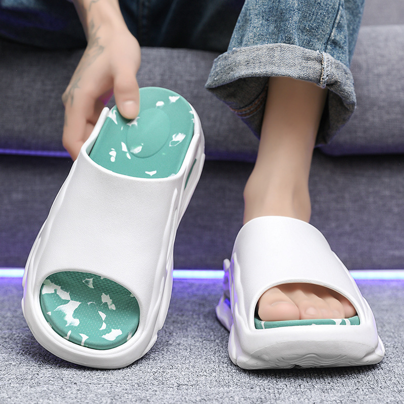 Nuevas zapatillas para pisar la mierda, hombre y mujer, zapatillas casuales antideslizantes para el hogar, zapatillas deportivas de base gruesa para parejas.