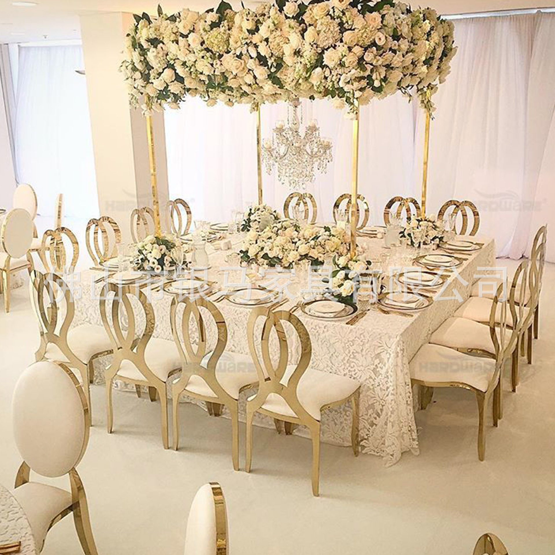 Fábrica al por mayor Hotel banquete boda comedor silla boda galvanoplastia Silla de acero inoxidable Bolsa De Oro suave Silla de comedor de cuero