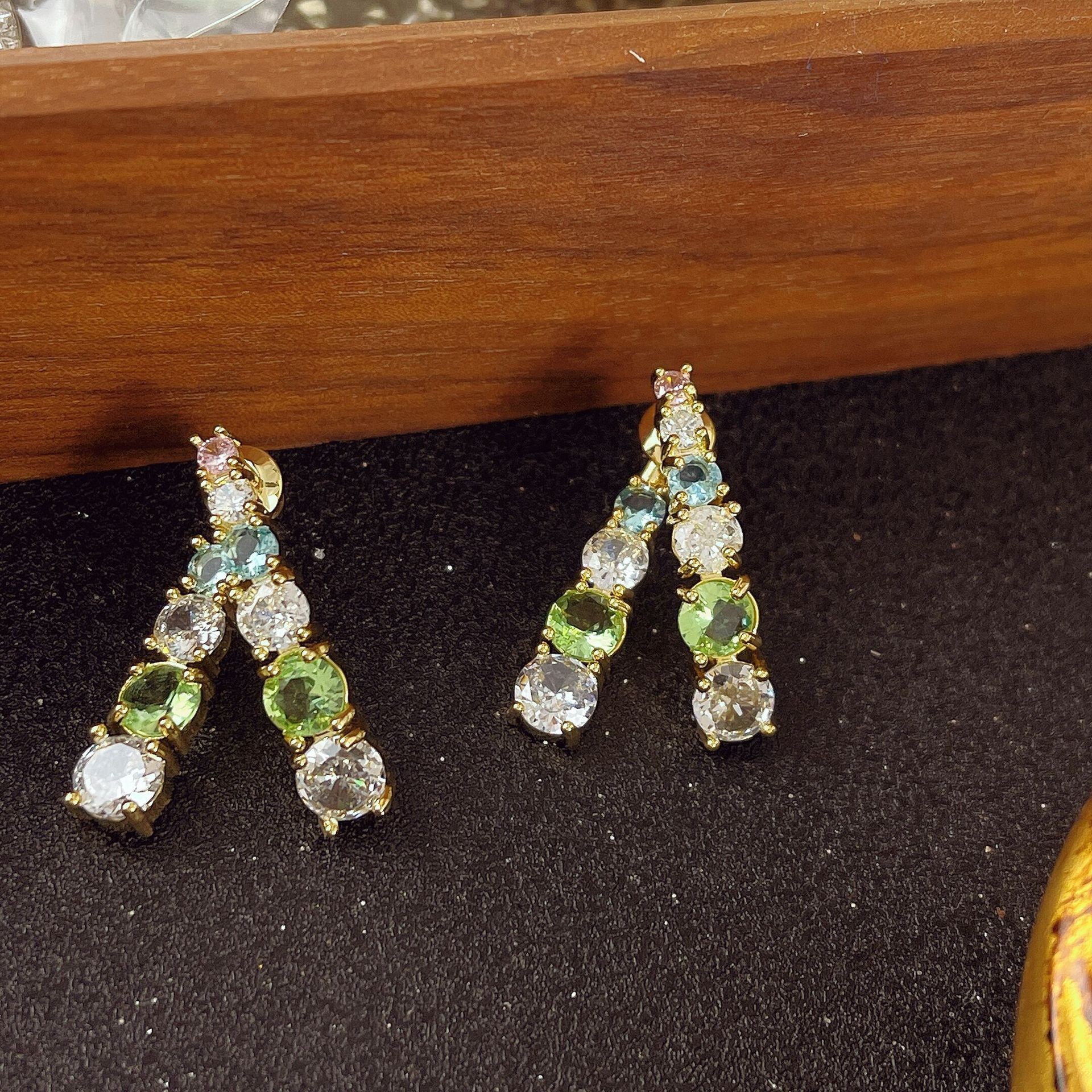 F7274 컬러 지르코늄 앞뒤 크로스 귀걸이