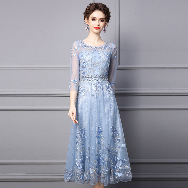 Elegant and Stylish Women's Dress, Spring 2026 New Fairy-Style High-End Rhinestone Embroidered Long Gown, Plus Size