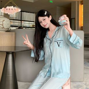 YangQi���z˯�����b�l�y�Ứ�������m�Ҿӷ����bŮʿ�¹�������