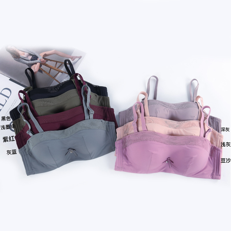 Fábrica de Shantou en el lugar de la limpieza de pecho tipo ajustable anti-caída de la luz recopilación de la ropa interior de la mujer anti-caída sujetador