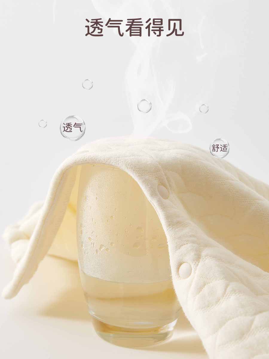 Baby overcoat otoño-invierno clase A bebé femenino algodón intercalado de algodón de tres capas cálidas lindas prendas suaves para salir