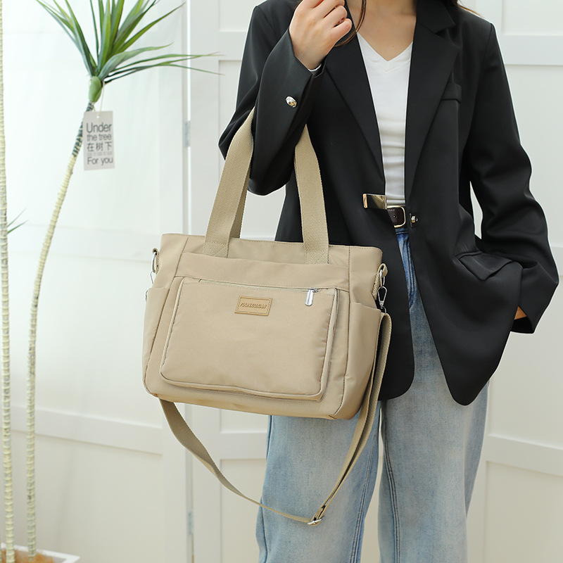 新款尼龙布轻便女单肩包大容量百搭休闲斜挎包时尚通勤手提包