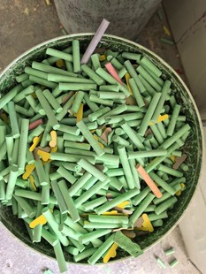 Factory Direct Sales of Broken Chalk Sold by the Pound, One Yuan 0.5kg