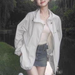 女性のための超見栄えの良い日焼け止め服の夏のセレクション 2025 新しい夏の抗 UV 薄い屋外日焼け止め服ジャケット