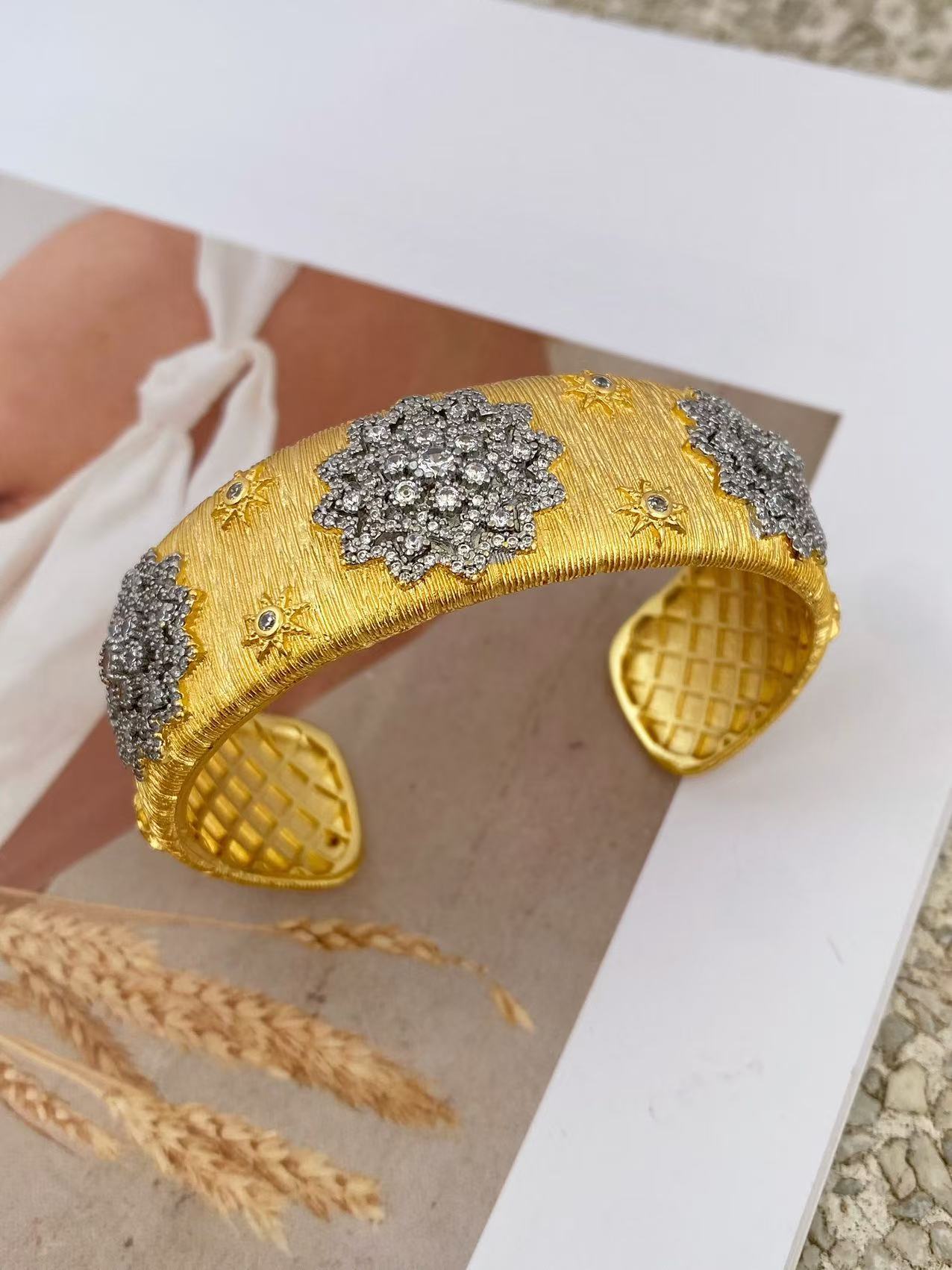 12g Weight Rings, Bangle Classification 1 Piece Quantity Holiday, Daily Occasion Copper Material Geometric Pattern All Seasons Season Women's Gender Plating Design Glam, Classic Style Style Wholesale Jewelry Glam Classic Style Geometric Copper Plating Rings Bangle 8