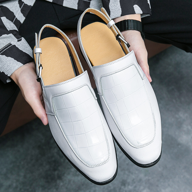 Medias zapatillas para hombres casual estilo coreano de moda punta zapatillas de cuero versátiles zapatillas frías para hombres zapatillas perezosas para usar