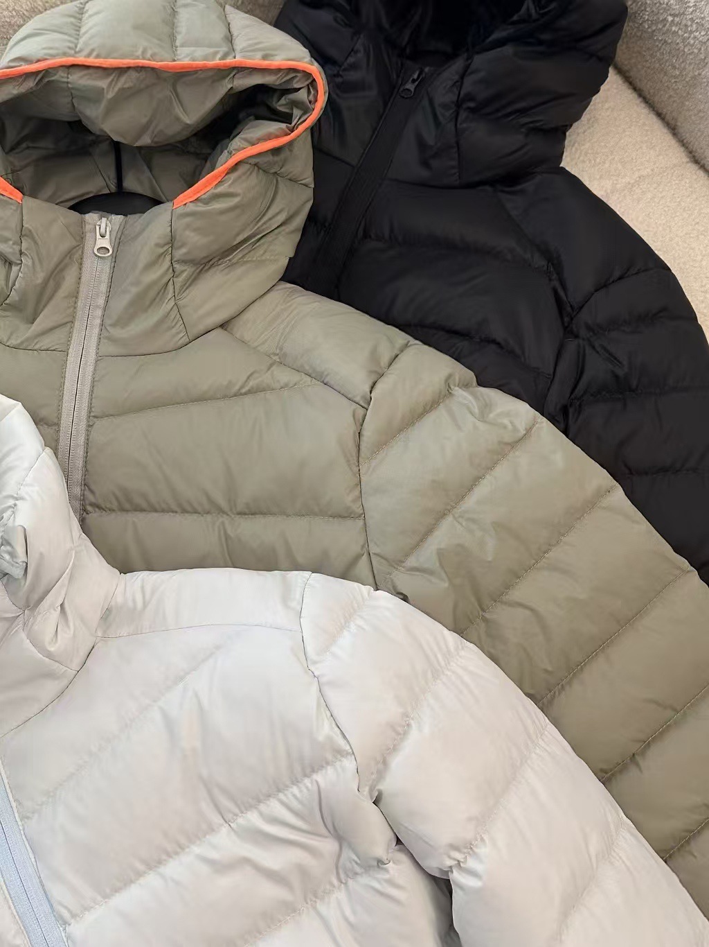 Bird 's Home Selection Cerium Plum Chaqueta a prueba de viento, impermeable, frío y cálido, logotipo de montaña de alta flexibilidad