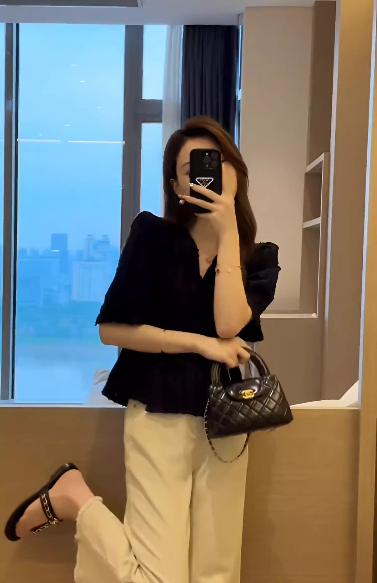 Áo sơ mi nữ tay ngắn chấm bi kiểu Pháp thắt eo — Chấm đen trắng chi tiết 1