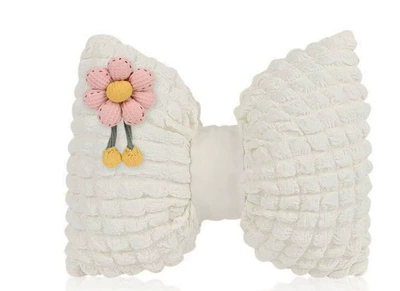 Goddess Car Interior Supplies – Headrest - puff-plaid-headrest-beige-patch-jumper-flower-pink
