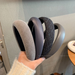 暗灰色系皮革海綿高顱頂發箍女高級感顯臉小的洗臉發卡頭箍發窟潮