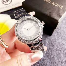 批发满钻银色钢带女表罗马刻度表盘女士轻奢腕表女士快时尚手表
