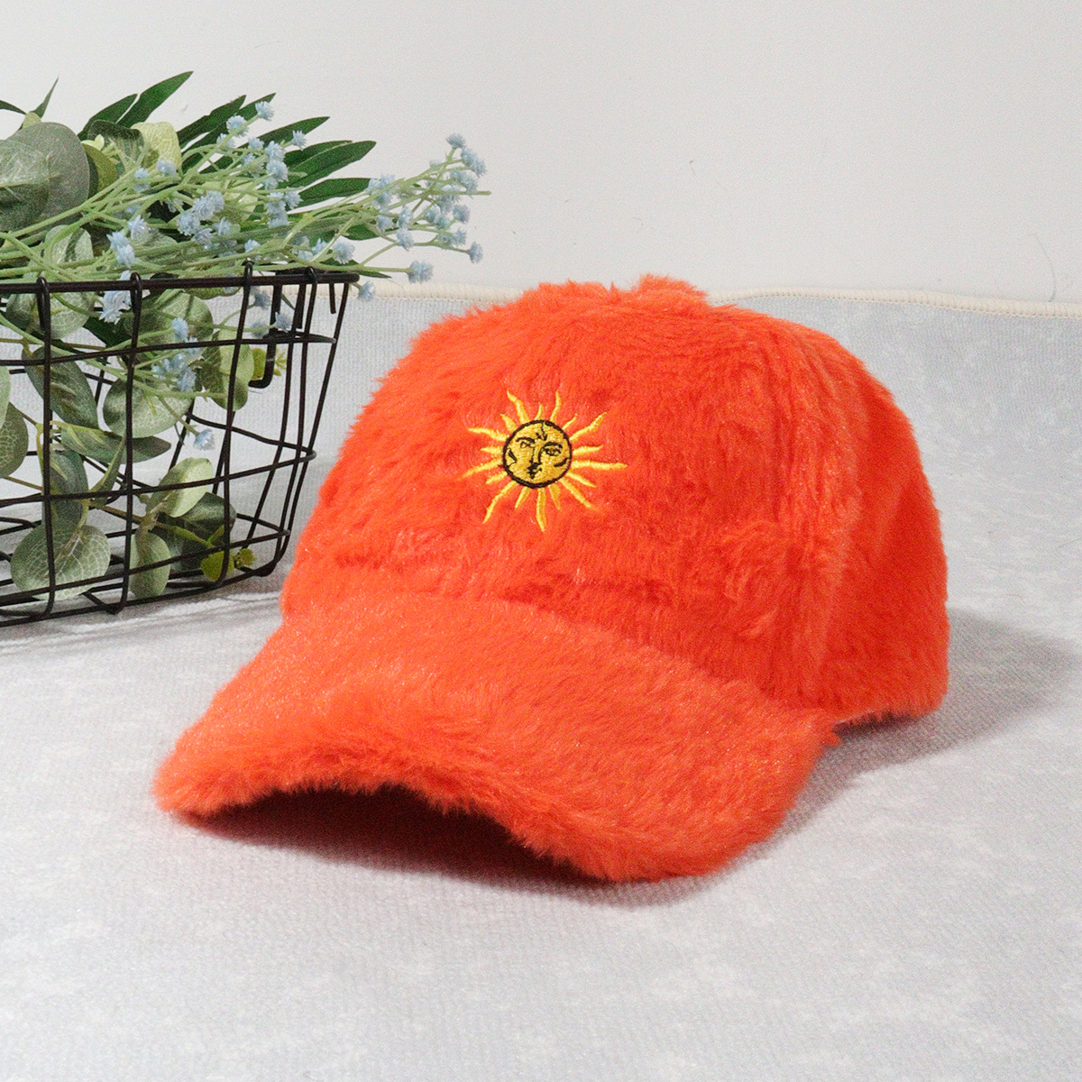 Unisex Plush baseball cap Sun embroidered duck hat Winter warm plush hat_voghion.com