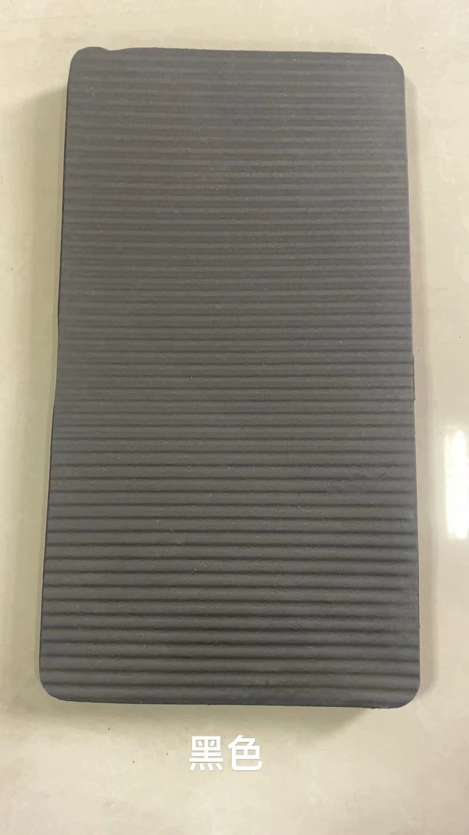 Йога-коврик NBR (Jieba) 60×25×1–1.5 см, легкий 150 г, нескользящая поверхность