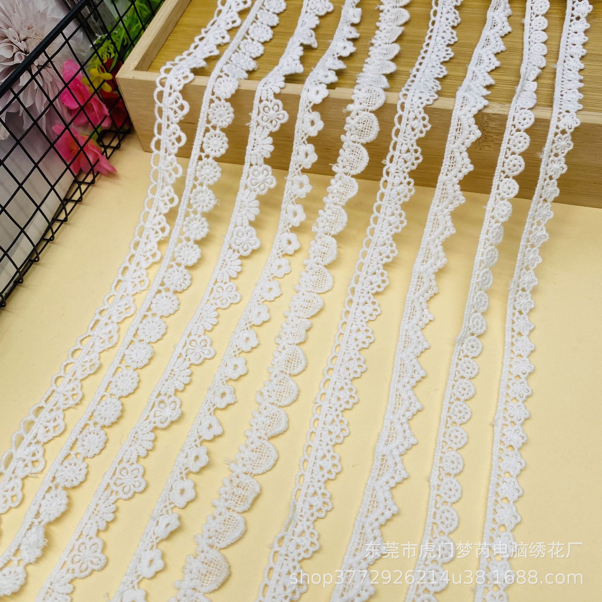 小花边手工DIY花边辅料 复古蕾丝花边 刺绣蕾丝带水溶边棉线花边