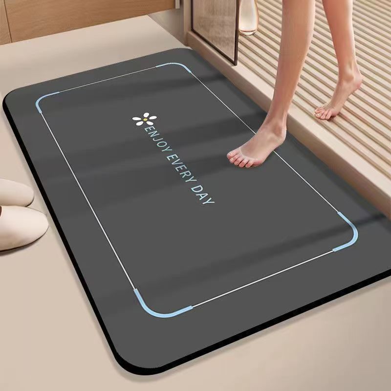 Quick dry non-slip carpet