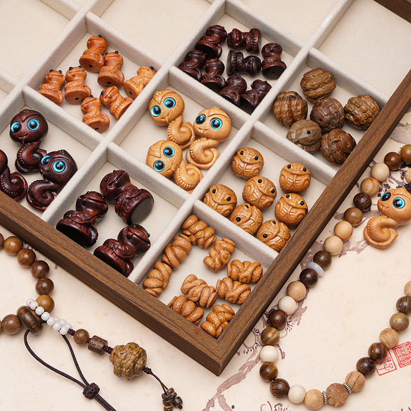 Wooden Scattered Beads Zodiac Snake Beads Handmade DIY Bracelet Play New Chinese Red Sandalwood Beads Pendant Bracelet Accessories