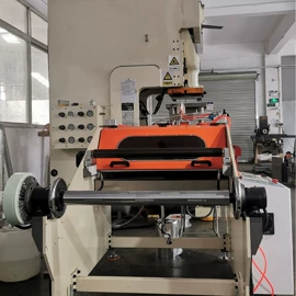 模具制造;金属成型设备;模具设备