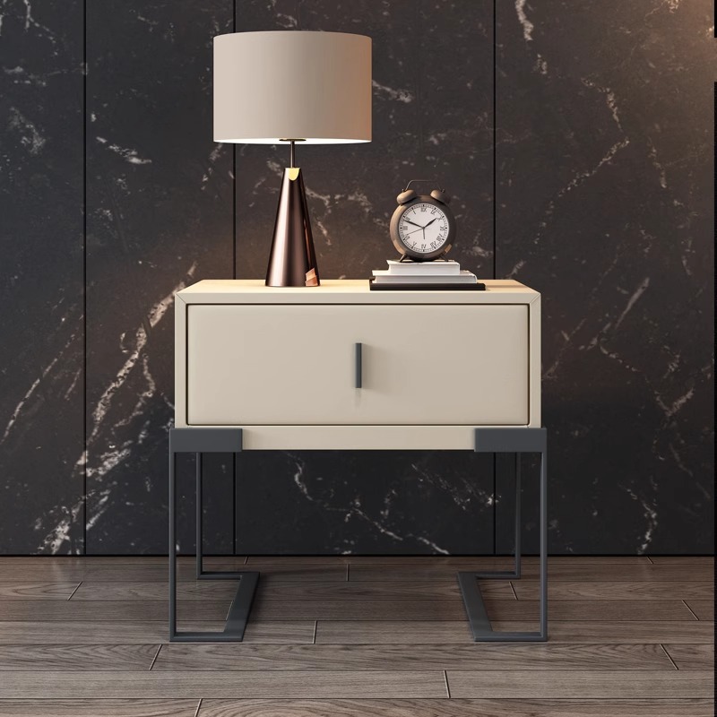 Moderna mesa de cama de lujo ligera italiana minimalista diseño de hierro forjado de madera maciza alta sensación de dormitorio cuero dormitorio gabinete de cama