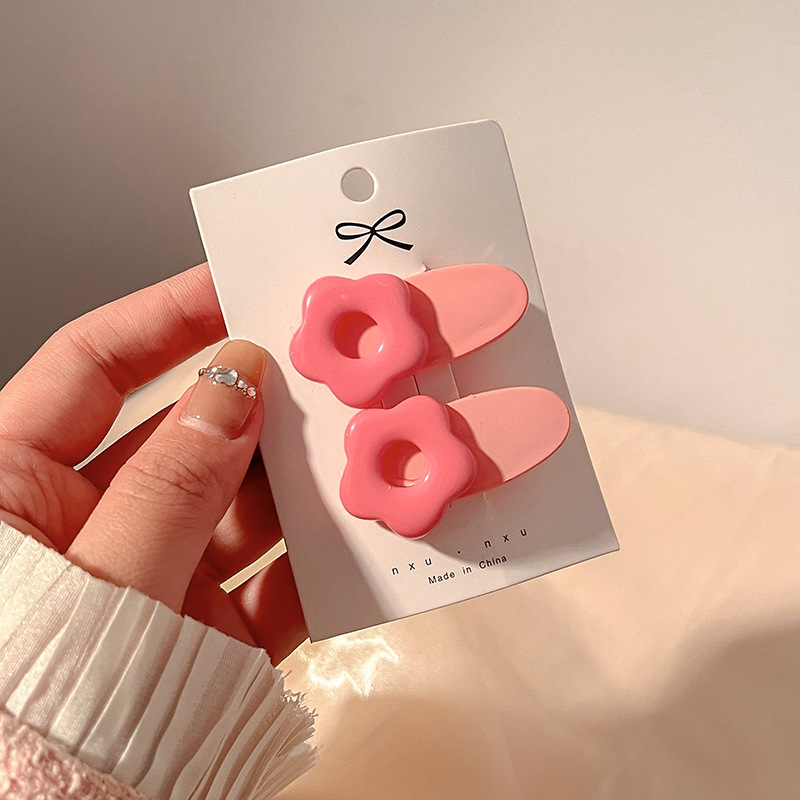 Flores rosadas pinzas de cabello 2025 nueva dulce frente lateral de la mujer frange pinzas de cabello rotas lindas pinzas de boca de pato sin marcas