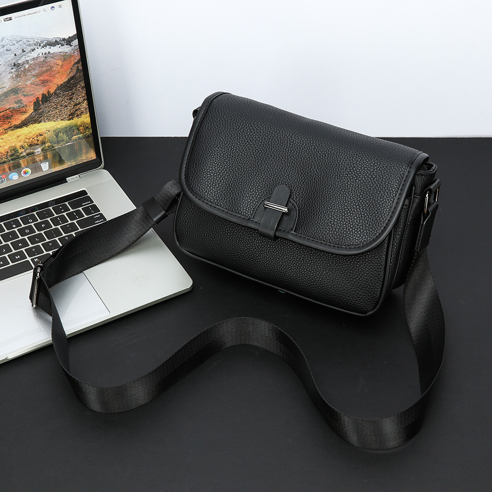 2025新款质感通勤小方包潮流复古斜挎包女 牛皮单肩日系邮差男包