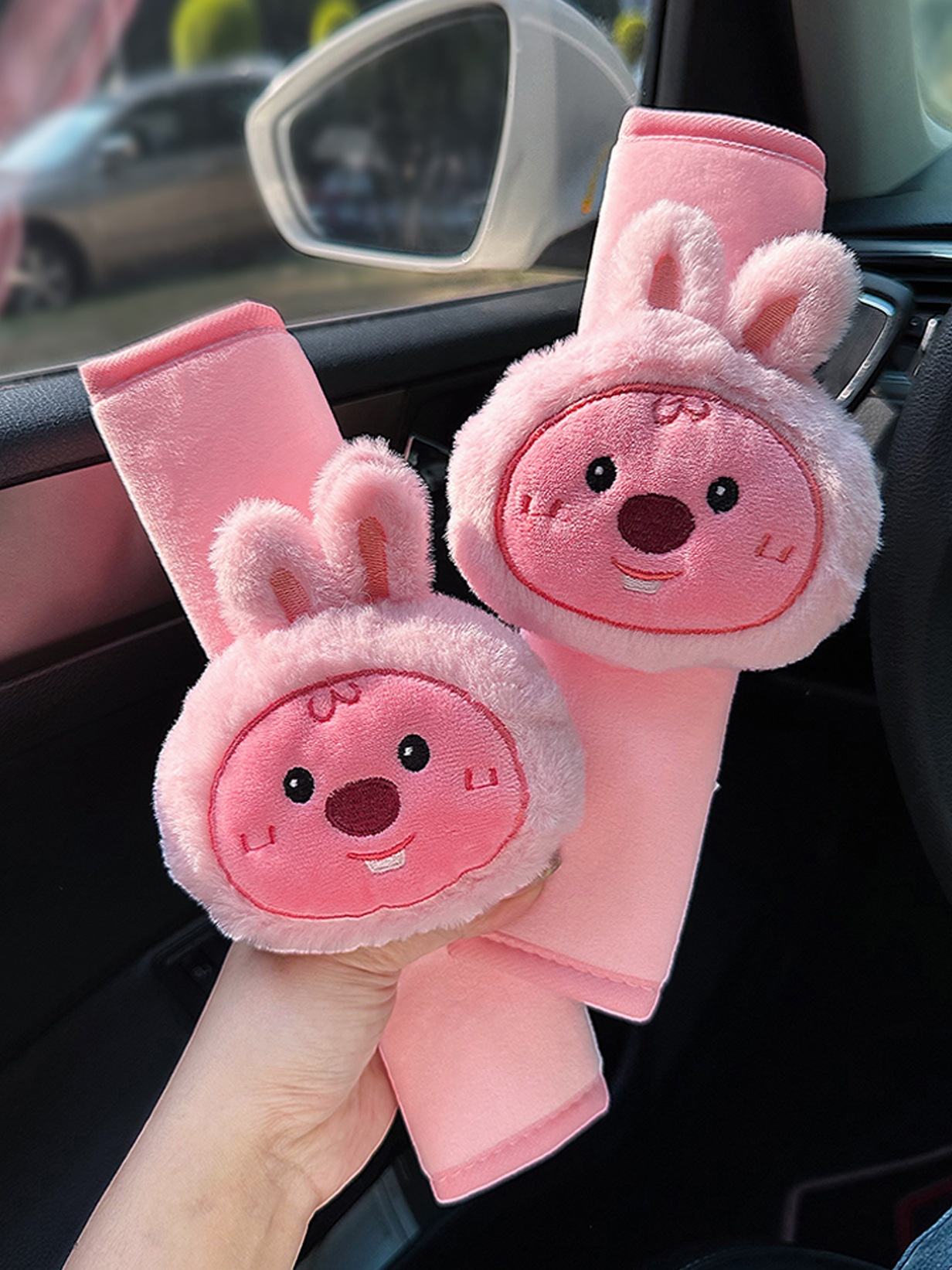 Car seat belt shoulder pad cute high-end feeling little beaver loopy ruby doll car interior decoration