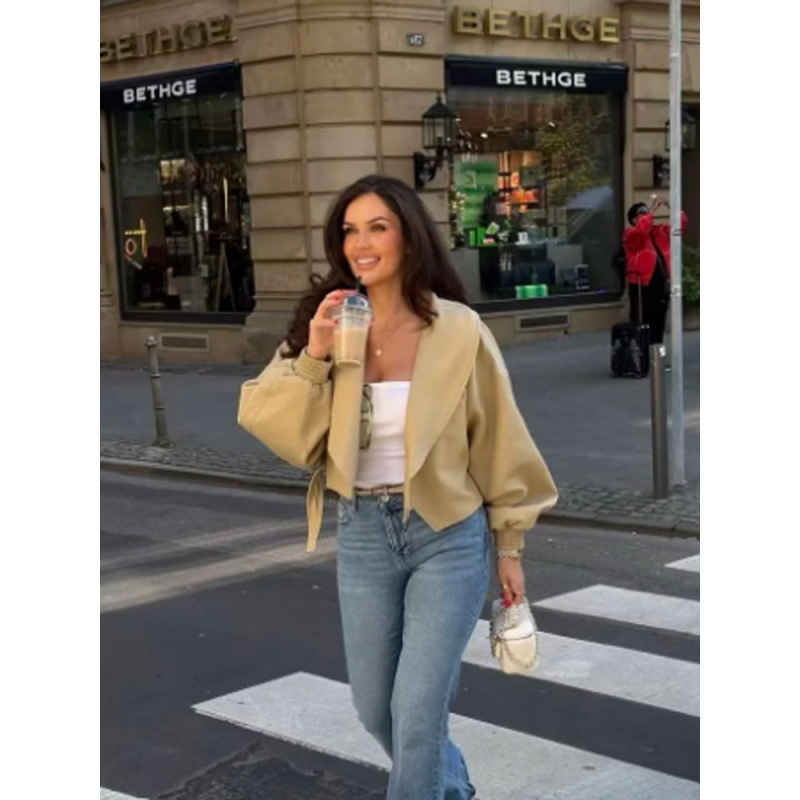 Chaqueta Corta de Manga Larga con Solapa de Poliéster, con Capucha y Bolsillos, para Uso Diario image 3