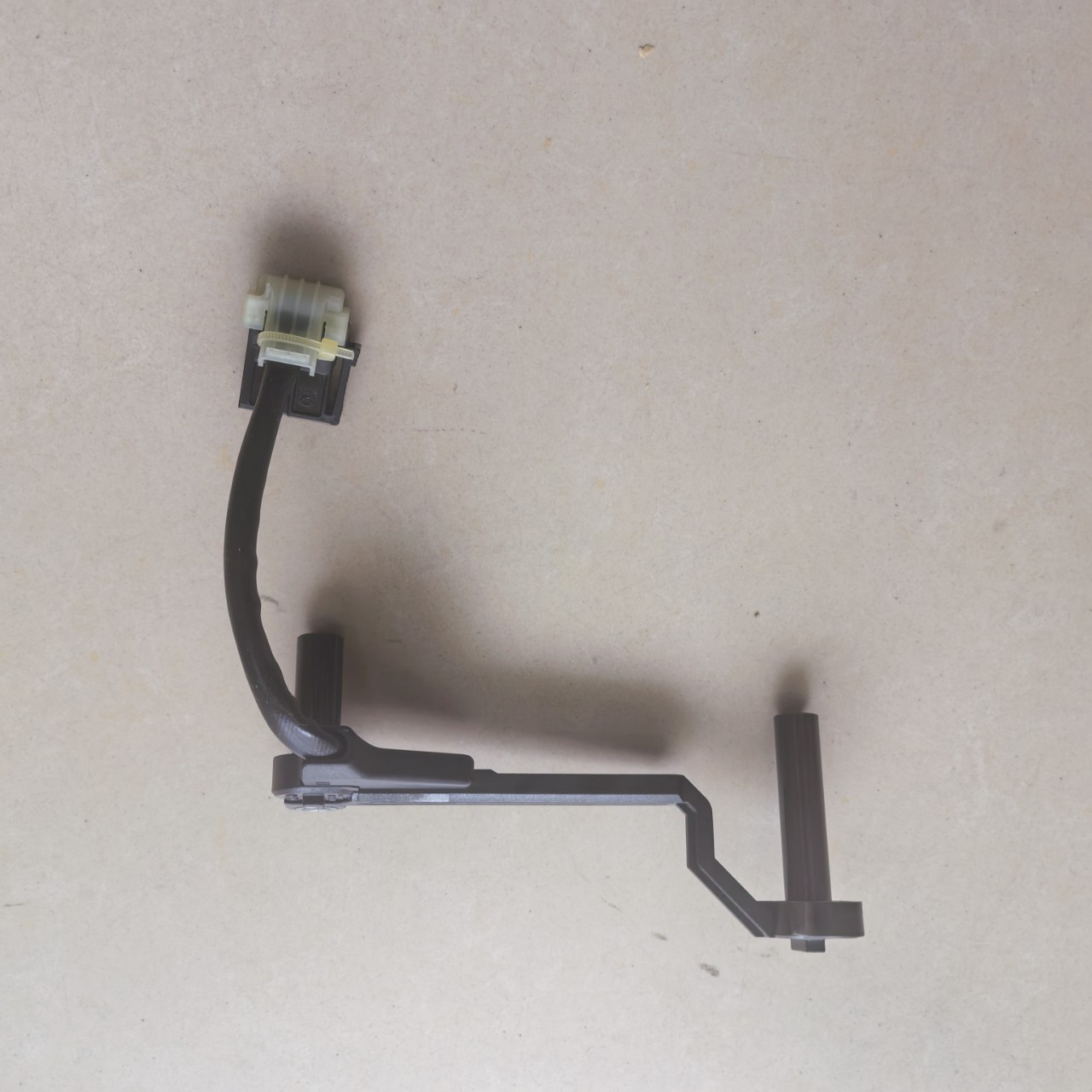 Car transmission speed sensor, suitable for 42620-3B101, 426203B101, 42620-3B100