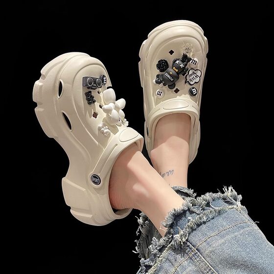 New Fashion Platform Cake Bottom Cave Shoes Women's Thick Bottom Increased Anti-slip Internet Popular Cute Beach Sandals for Summer