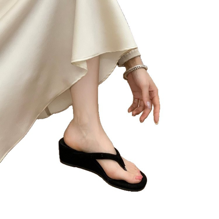 Red popularidad retrópolis talón slippery mujeres verano 2026 nuevo aumento de altura con falda slippery anti-deslizante