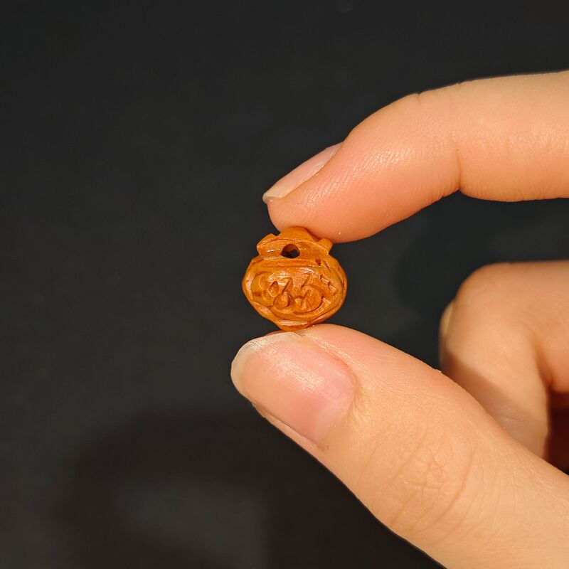 手工山桃核雕刻吊坠桃篮花筐锁桃木篮手链编红绳婴儿童宝宝饰品|undefined