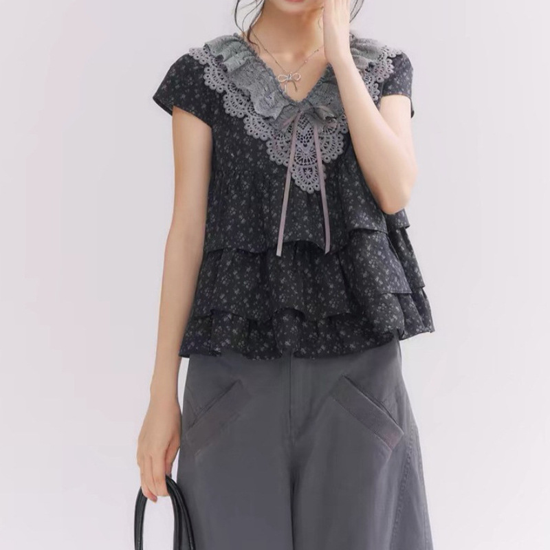 Slimming Top【Fashionable New Style】Korean Retro Lace V-Neck Floral Cotton Slim-Fit Top