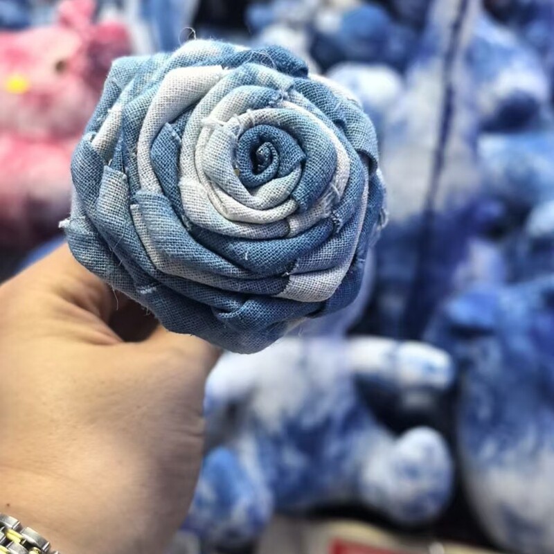大理麗江観光手作り絞り染めバラの花をガールフレンドやカップルに愛を表現する卸売|undefined