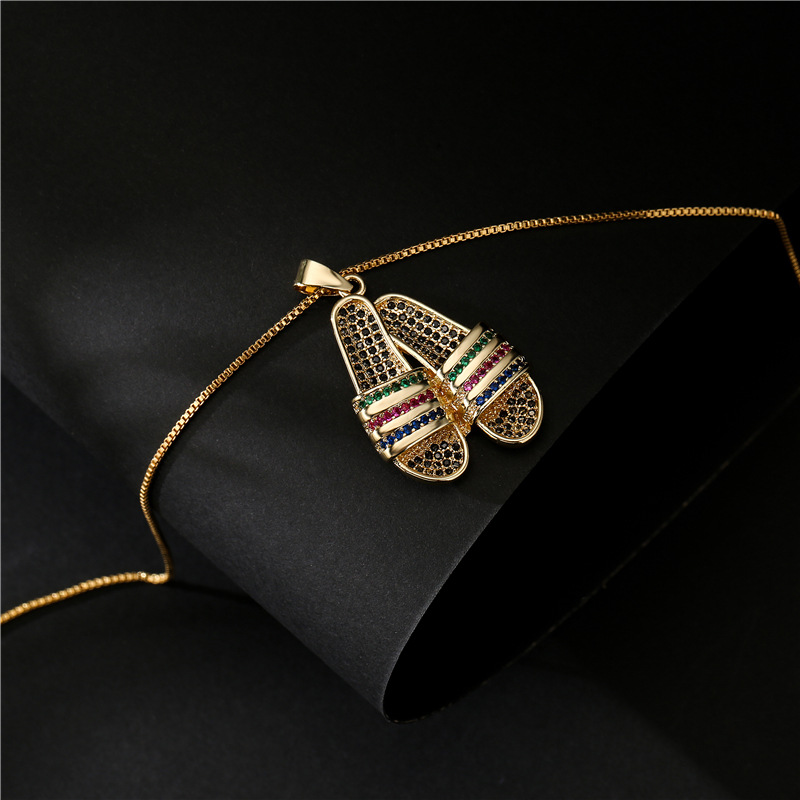 Wholesale Fashion Slippers Pendant Copper Inlaid Zircon Necklace Nihaojewelry display picture 5