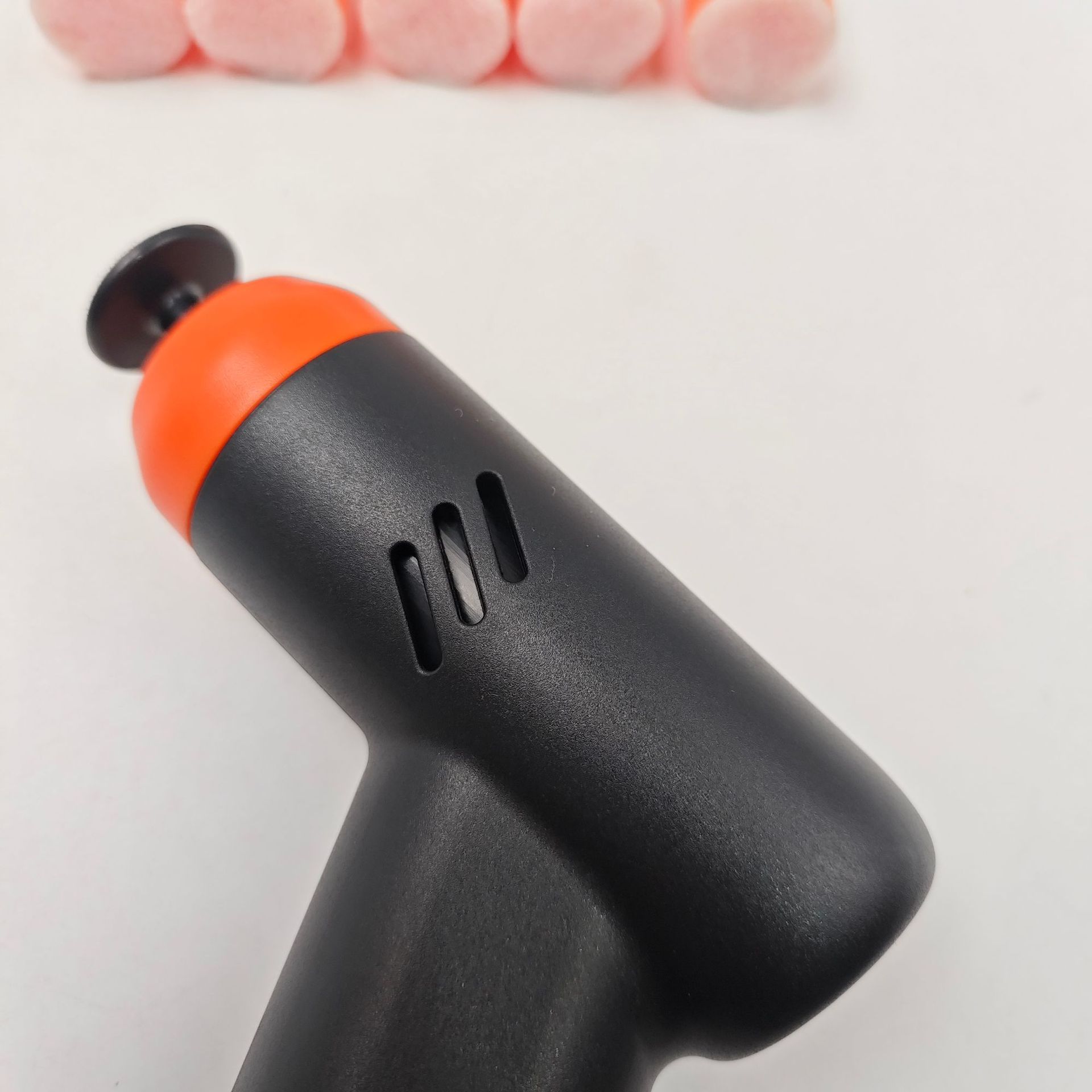 Multifunctional car waxing and polishing machine, wireless charging portable polishing machine, car paint scratch repair and waxing device