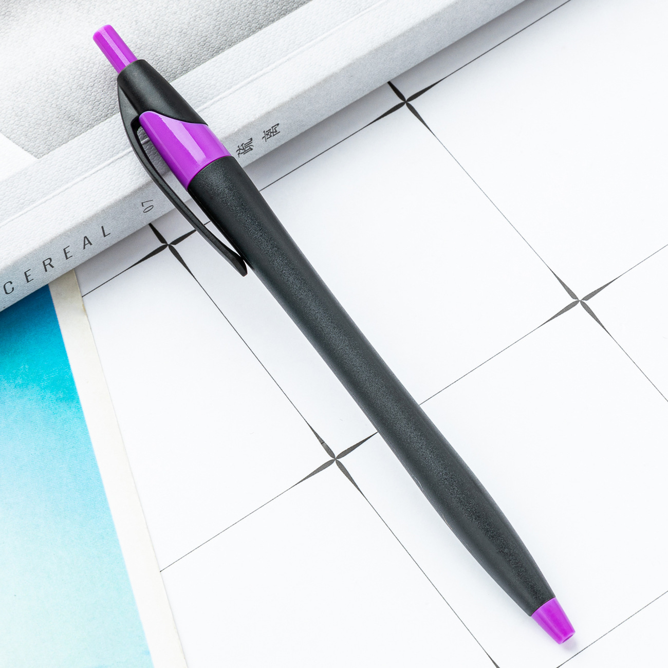 Bolígrafo de plástico multicolor con bolígrafo imprimible logo esmerilado calabaza javelina bolígrafo de publicidad barra delgada bolígrafo de promoción de regalo