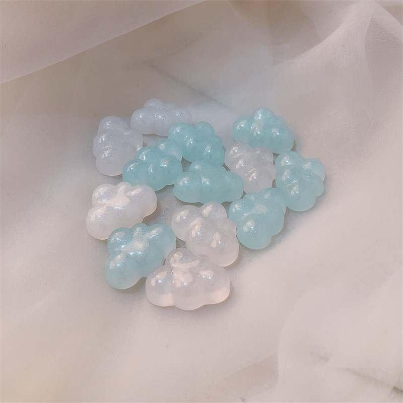 Accesorios de resina bricolaje sirena Ji nube Nube Blanca Crema pegamento teléfono móvil Shell decoración belleza caja de almacenamiento material de parche