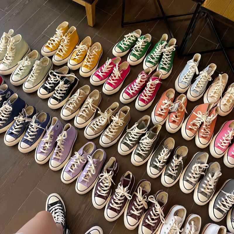 Factory Direct Sale of Original 1970S High-Top Canvas Shoes for Women, Classic Low-Top Versatile Style, Couple's Style with Three-Star Logo Factory Direct Sale of Original 1970S High-Top Canvas Shoes for Women, Classic Low-Top Versatile Style, Couple's Style with Three-Star Logo