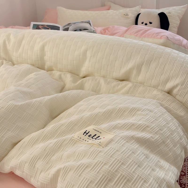 Cama de algodón lavada de hilo de doble capa fresca de cuatro piezas, funda de edredón de estilo crema, sábana de dormitorio de estudiantes, juego de tres piezas