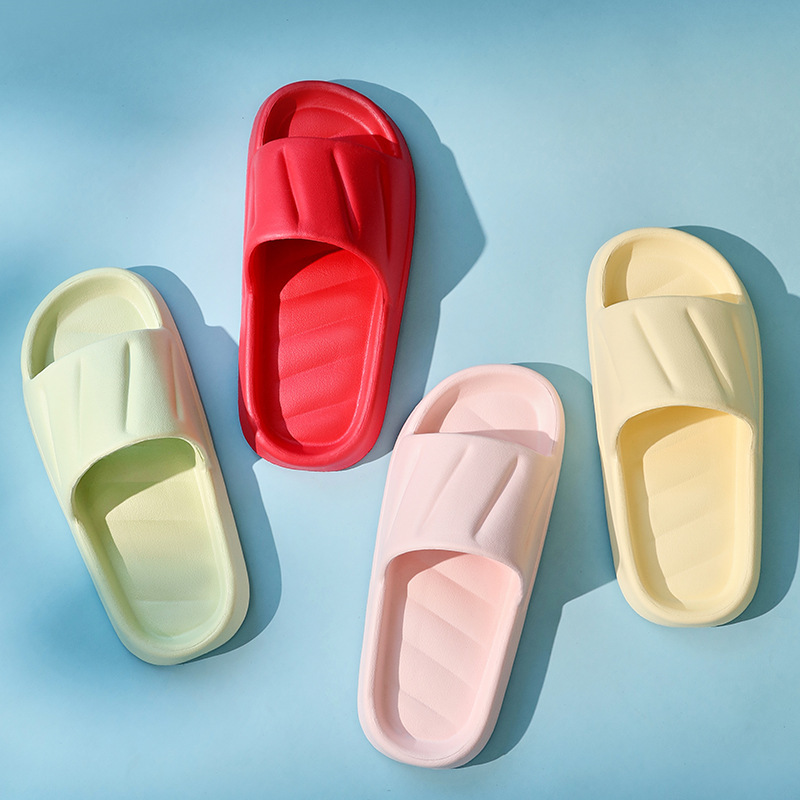 Couple's non-slip soft-soled slippers for women in summer, suitable for home, indoor, and bathroom use, EVA men's bathing slippers, available for wholesale Couple's non-slip soft-soled slippers for women in summer, suitable for home, indoor, and bathroom use, EVA men's bathing slippers, available for wholesale