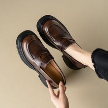 ����Ь2024�＾�¿�ŮЬ�ָ��߸��͎�Ь��ˮ̨СƤЬ�͹���چ�Ь