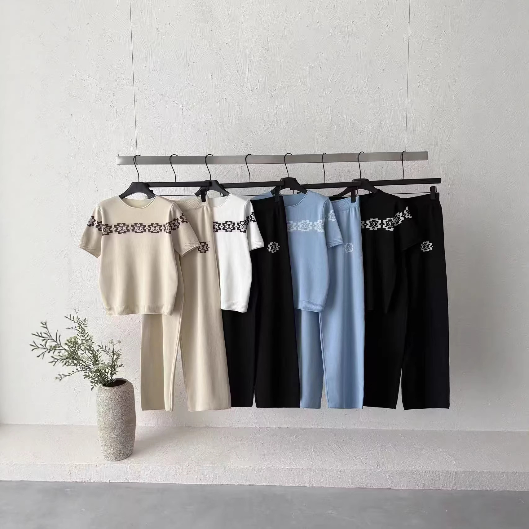 Jacquard Knit Set For Women High-End Summer Two Piece Slimming Wide Leg Pants Short Sleeved_ecoleips.com