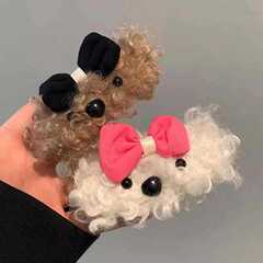 秋冬のぬいぐるみの蝶結びの子犬のヘアピンが可愛いです。