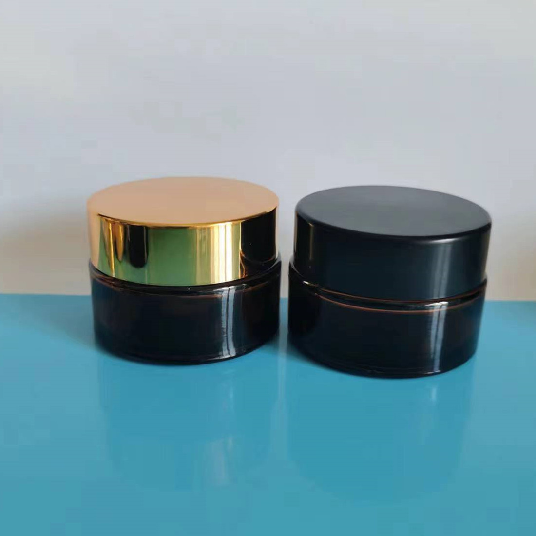 30克茶色膏霜玻璃瓶 金色瓶盖 手拉垫片  黑色瓶盖20克茶色膏霜瓶