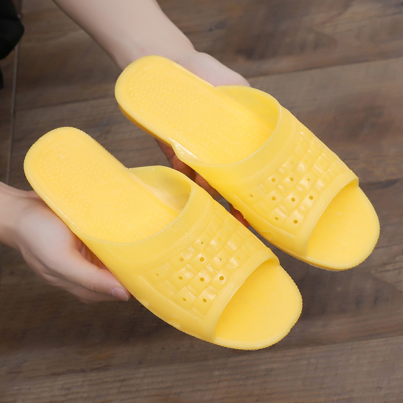 Men's gold slippers fashionable summer New hollow breathable retro old-fashioned yellow rubber shoes flat slippers
