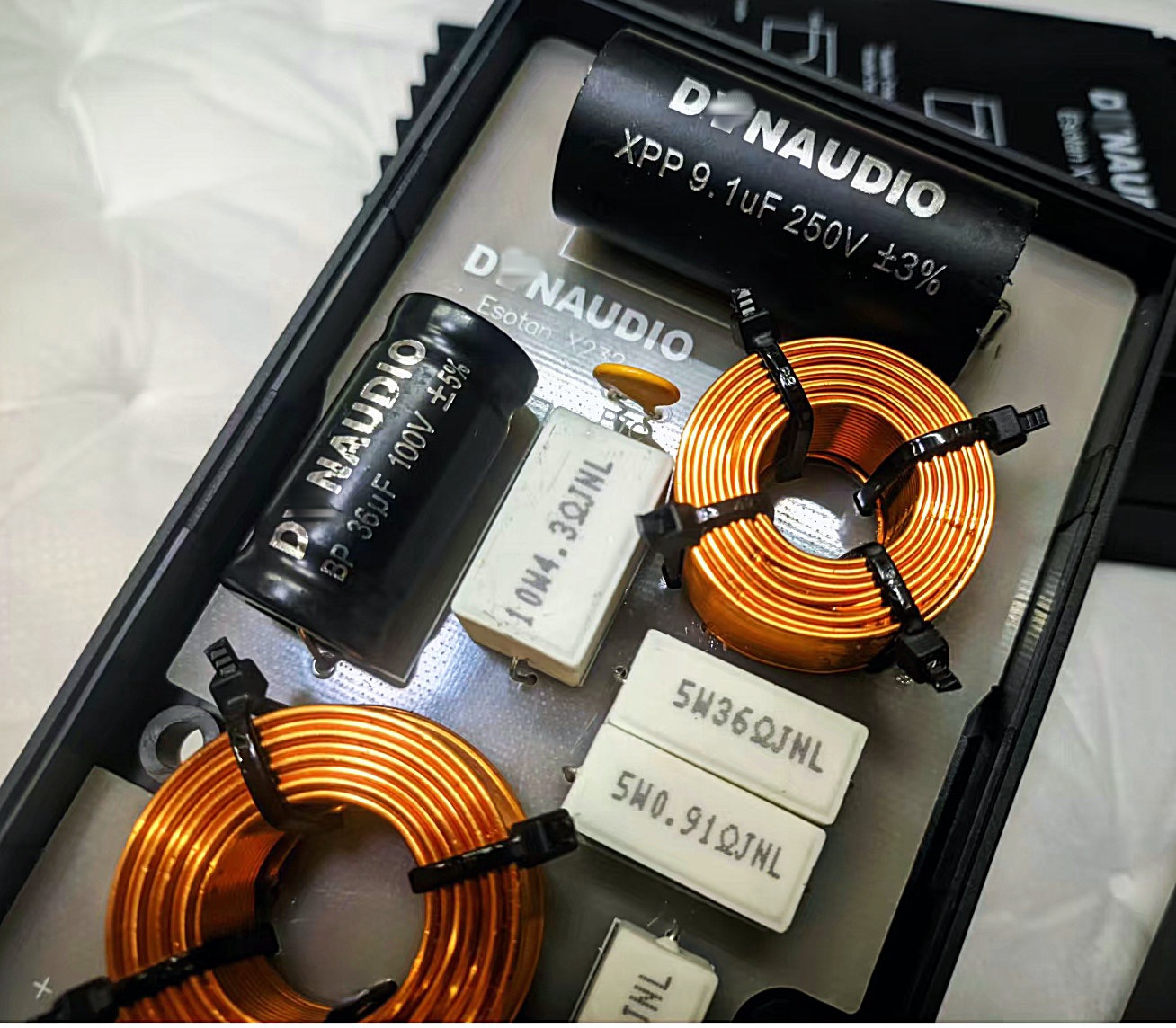 Danish Dynaudio ESOTAN 232 MKⅡ two-way tweeter and subwoofer upgrade modification kit