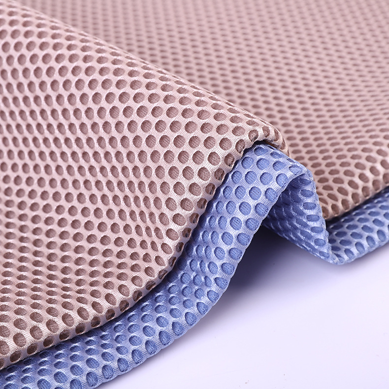 大量批发现坯室内家纺家居透气柔软床垫用布料大小圆孔网眼布